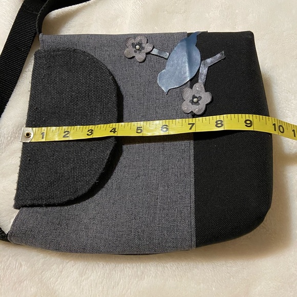 Handmade Crossbody Purse. - Picture 7 of 8